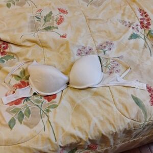 Victoria's Secret Classic White Bra